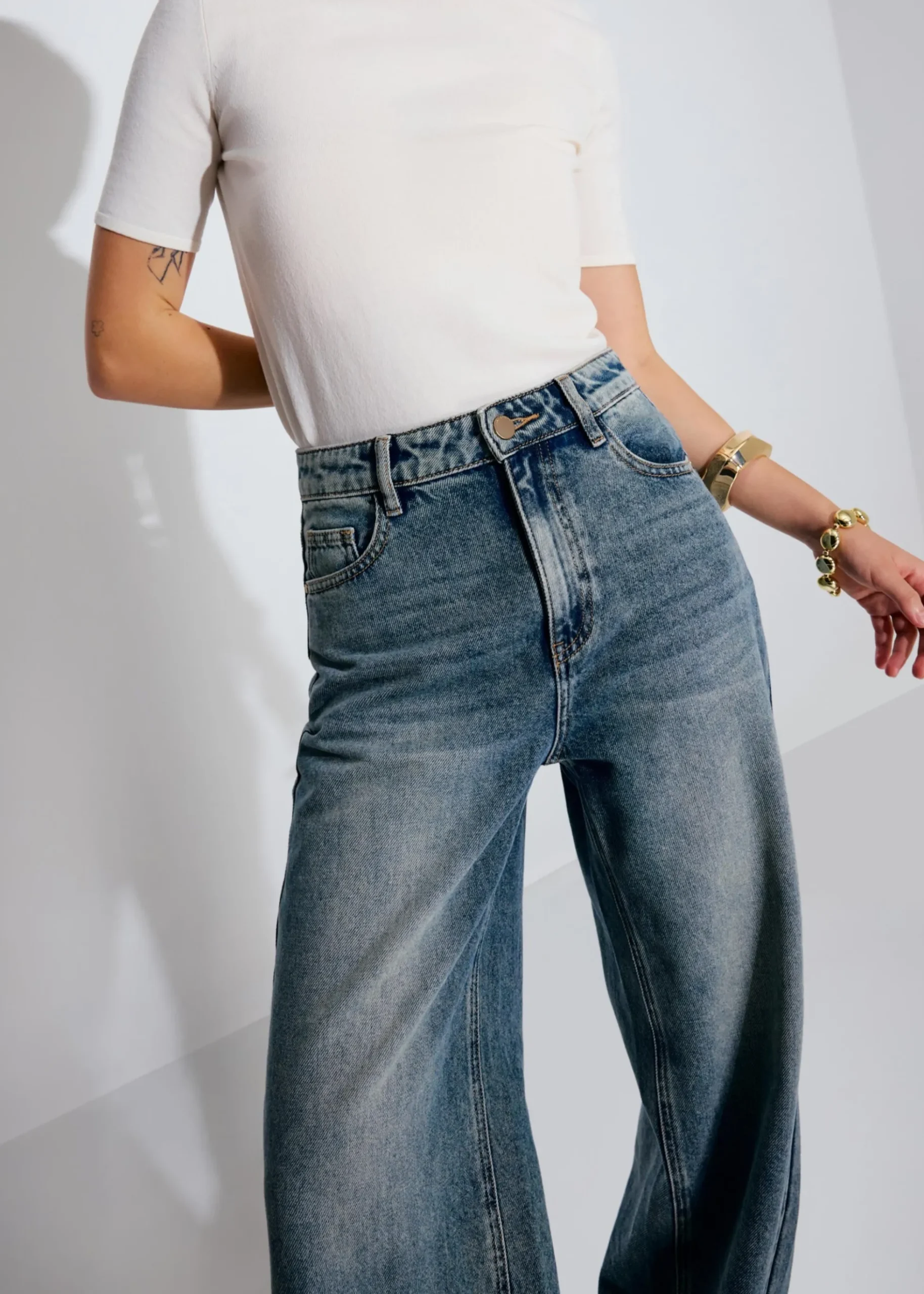 Tzuyu Denim Straight Leg Jeans
