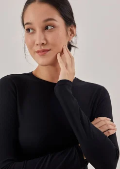 Valena Basic Crew Neck Top