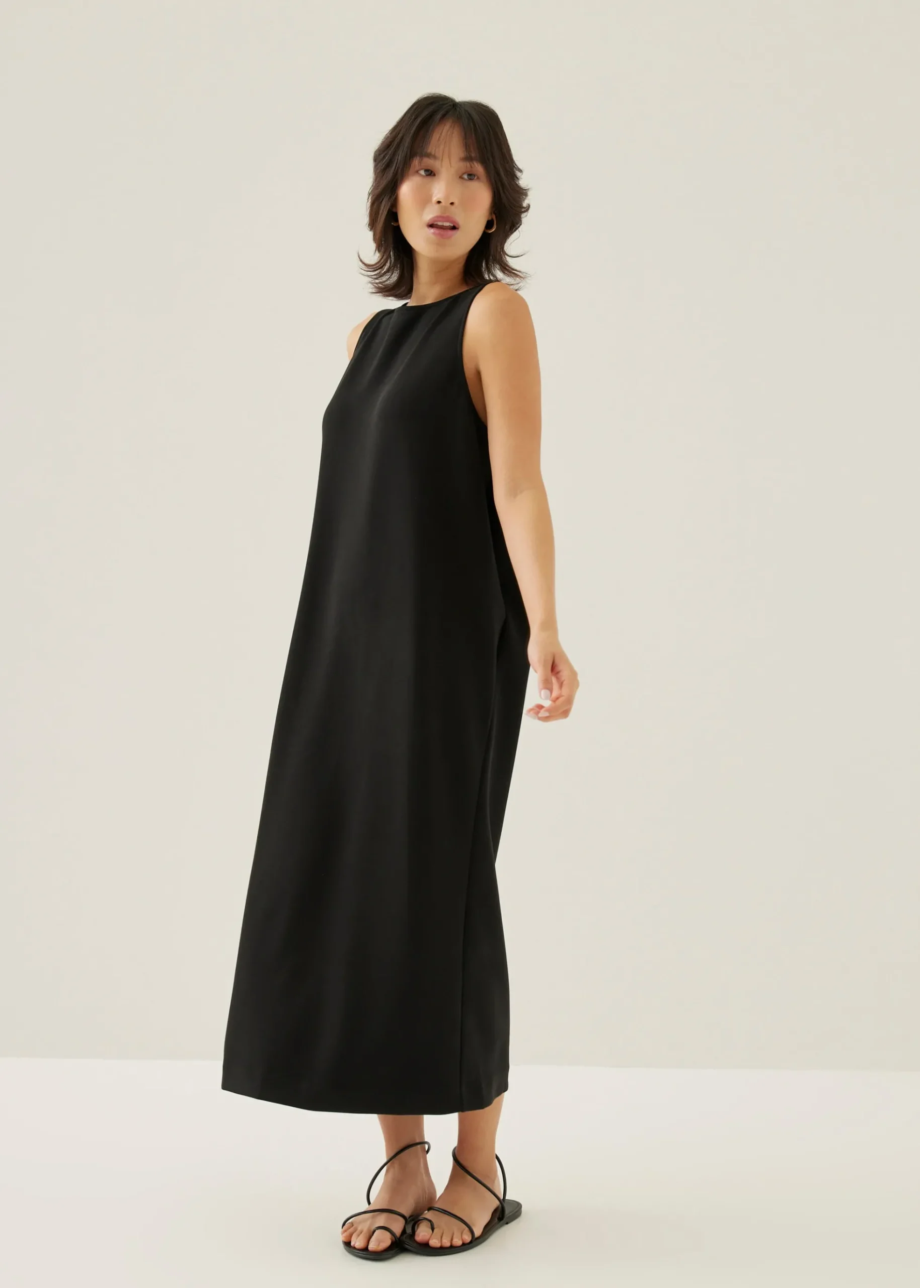 Vallie Neoprene Boat Neck Midaxi Dress