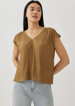 Yasmin Textured Shell Top