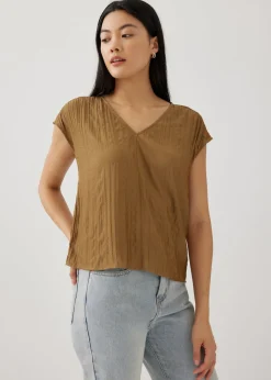 Yasmin Textured Shell Top